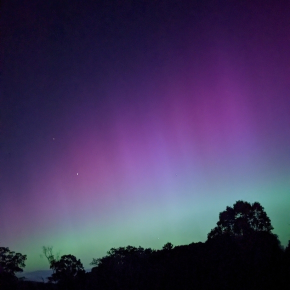 Meet your Posher - Picture 3 of 4